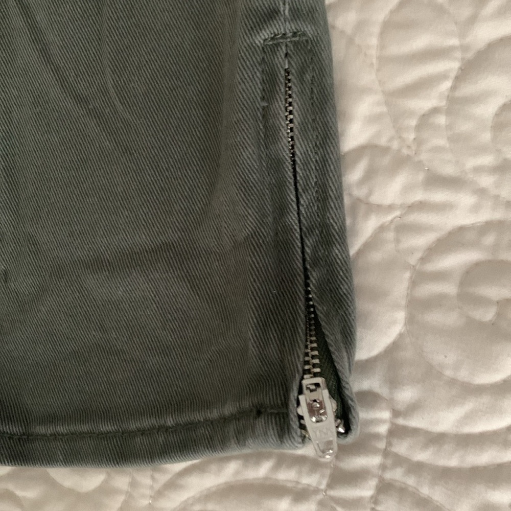 Talbots army green straight leg jeans size 8 - Picture 4 of 13